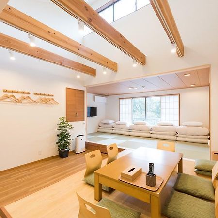 Guest Villa Hakone Miyanoshita Exterior photo